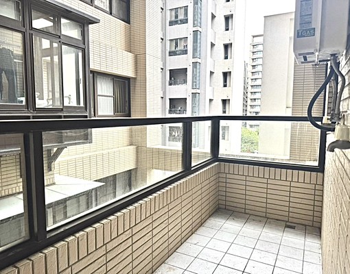 可租補|成功學區正四房+平車 - Image 9