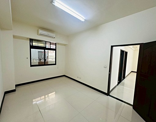 👍🏻超大三房電梯華廈|近捷運|生活機能極佳|稀有出租 - Image 6