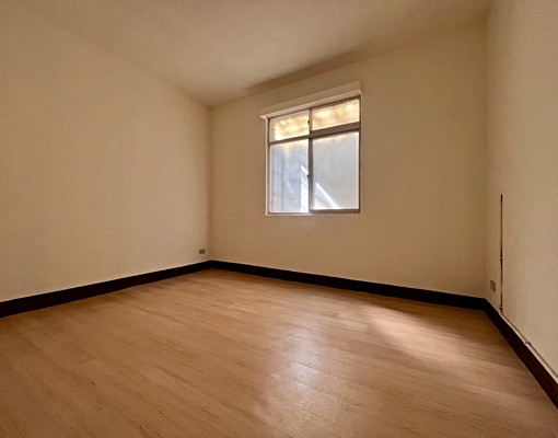 👉内湖公寓五樓.方正三房⏩️影片看屋 - Image 4