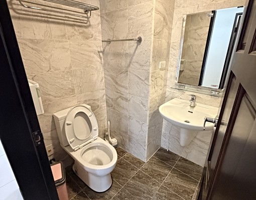 豪哥出擊~王爺隆商圈~可戶籍租補~平面車位 - Image 7