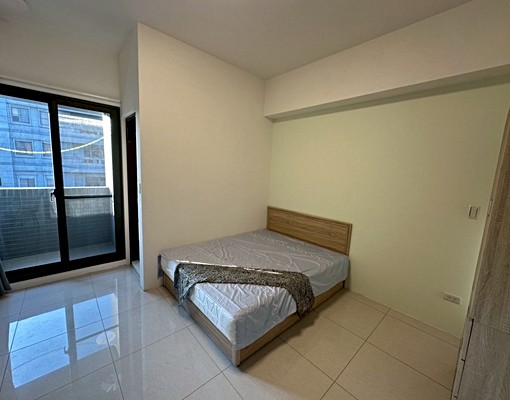 格局方正🌞四維國小站/東山路一段 - Image 1