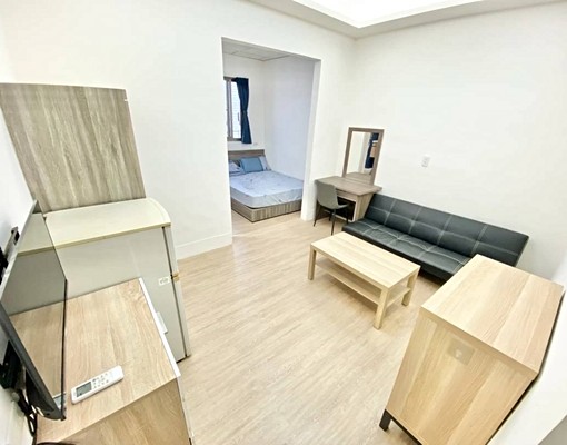 🍑溫馨大套房🍑龍山寺捷運站🍑租屋補助🍑垃圾代收 - Image 1