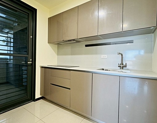 🌾可寵⭐東區浩瀚湖濱城兩房附平車⭐含車管⭐可租補戶籍 - Image 5