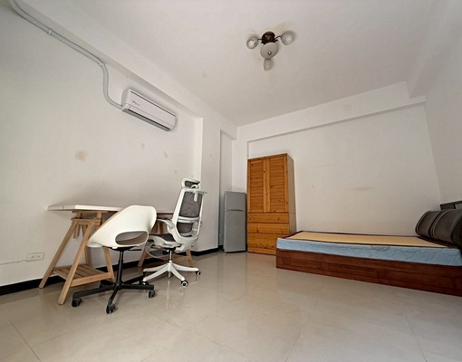 北大名人富邦大套房・有家具、前陽台・衛浴開窗・可租補✨ - Image 2