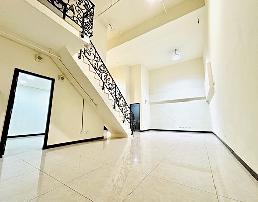 🔥專屬庭院大4房🔥挑高一樓帶庭院 - Image 6