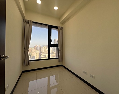 【A9長耀初】可租補精華前段區〃稀有雙面採光三房車 - Image 9