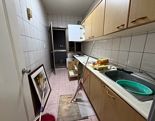 自強路電梯三房有窗平面車位(可租補)四台冷氣全新 - Image 8