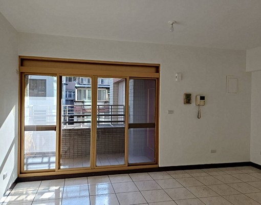 巷口有全聯,近永平市場,多線公車站,近河堤公園,生活機能便利 - Image 5