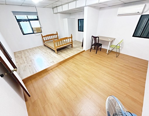 捷運松山5分【優質大空間】可補助★女性專屬★衛浴有窗 - Image 1