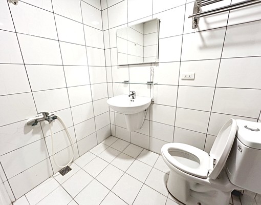 近捷運劍南路【超值租案】小資首選★近聯發科★獨立衛浴 - Image 4