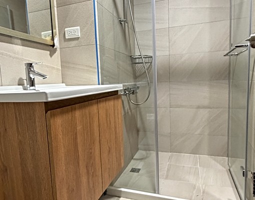 屋主自租/租補/近一中lalaport/全新兩房平車 - Image 5