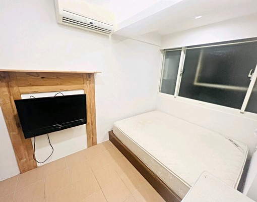 南京三民捷運,大面對外窗/套房,垃圾代收,天然瓦斯 - Image 1