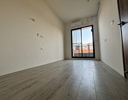 LALAPORT全新兩房 - Image 6