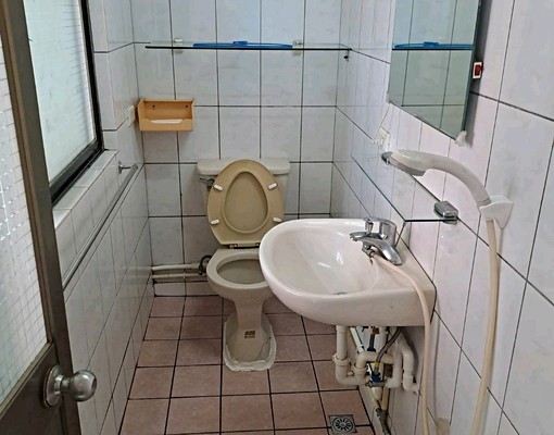 整層出租💞蘆洲民義街公寓大坪數三房 - Image 10