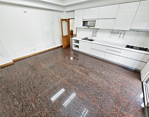 捷運永安市場【優質2房2衛】車位洽★警衛管理★一層一戶 整層住家 中和區-景安路 591租屋 月租47,999元/月