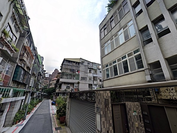 仁愛中正大廈