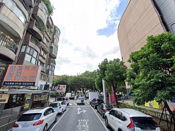 民有市場大樓