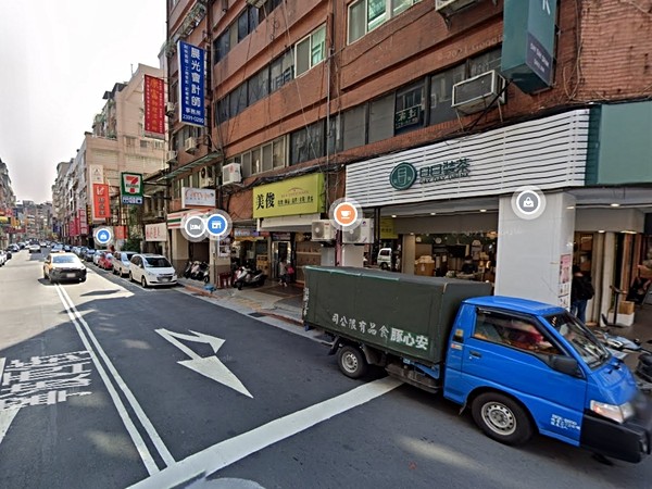 東益南門大廈