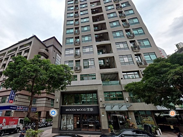龍江首御大廈
