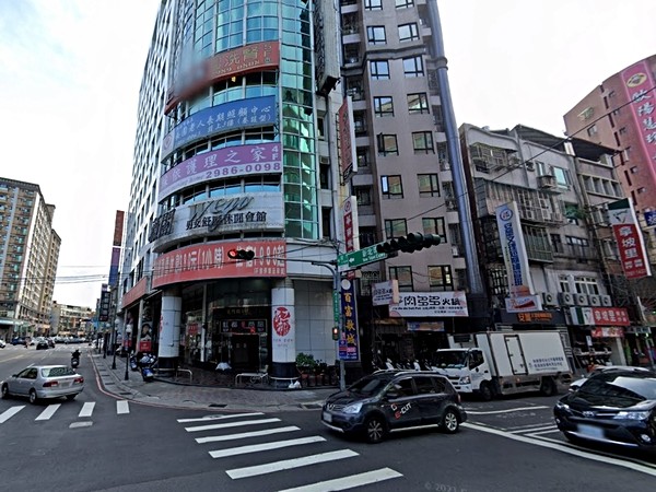 中央銀航商業大樓