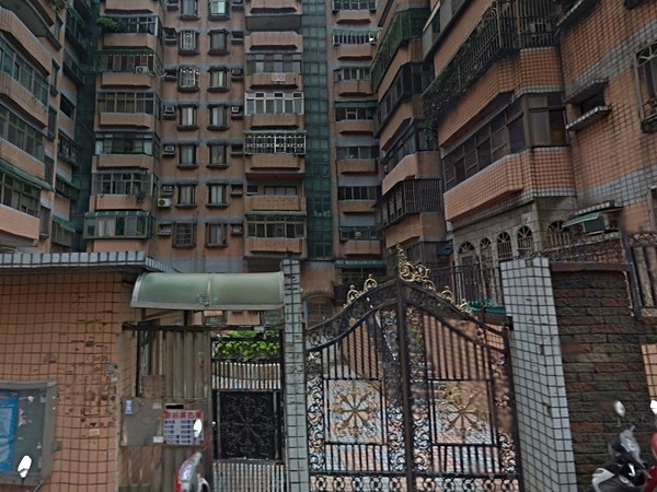 龍大地