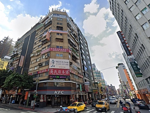 弘爺金府大樓