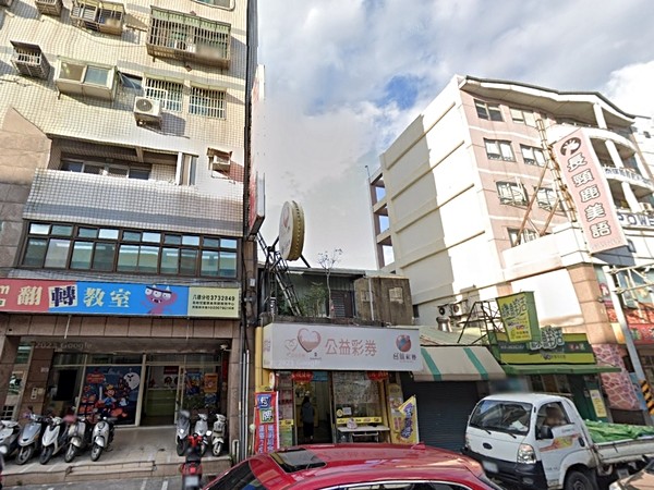 興豐路261號華廈