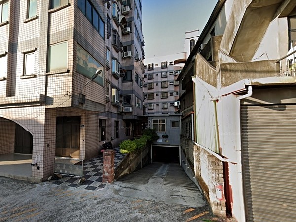 新民家園