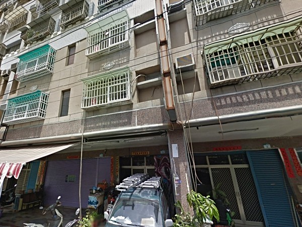 高郡仁愛路華廈