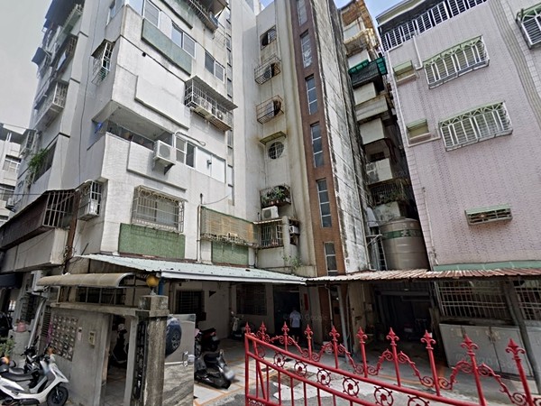 東益大廈