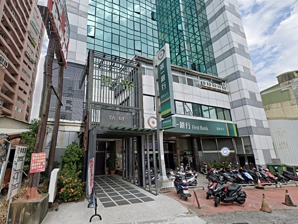 東門帝國