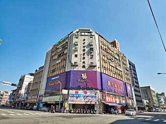 台中公園電影大樓