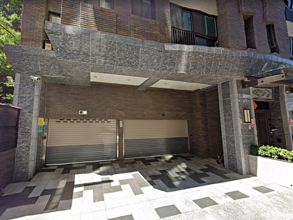 新北大道七段552巷華廈