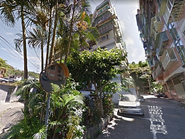 北深路二段132巷華廈