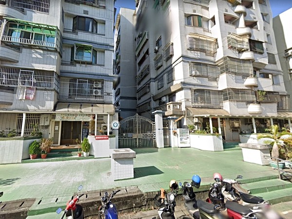 中山路二段131巷大樓