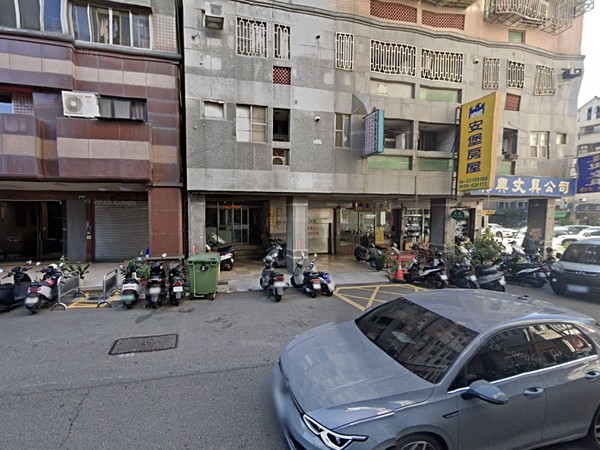 青青校樹
