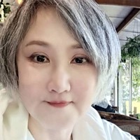 周莉文