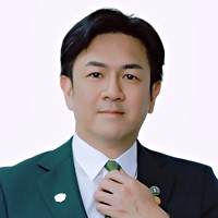李嘉龍