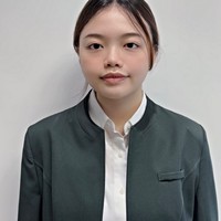 梁英詩