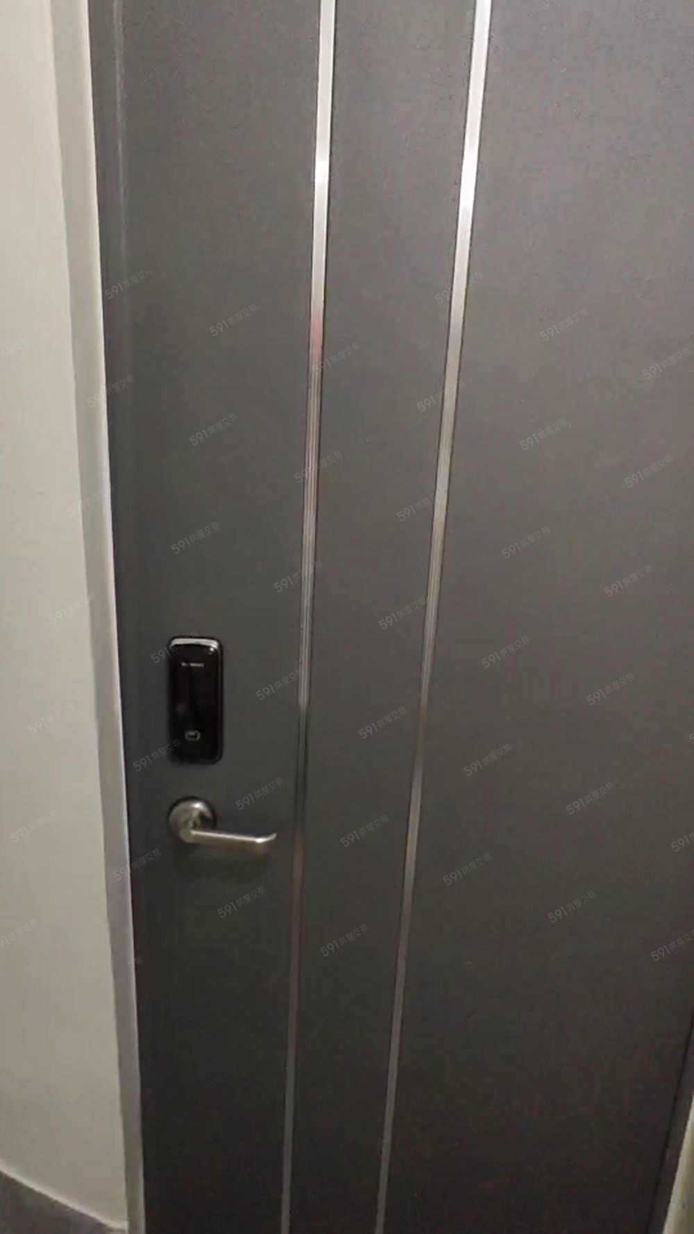 雅房出租305（可租屋補助、電子門禁）限女性 - Image 1