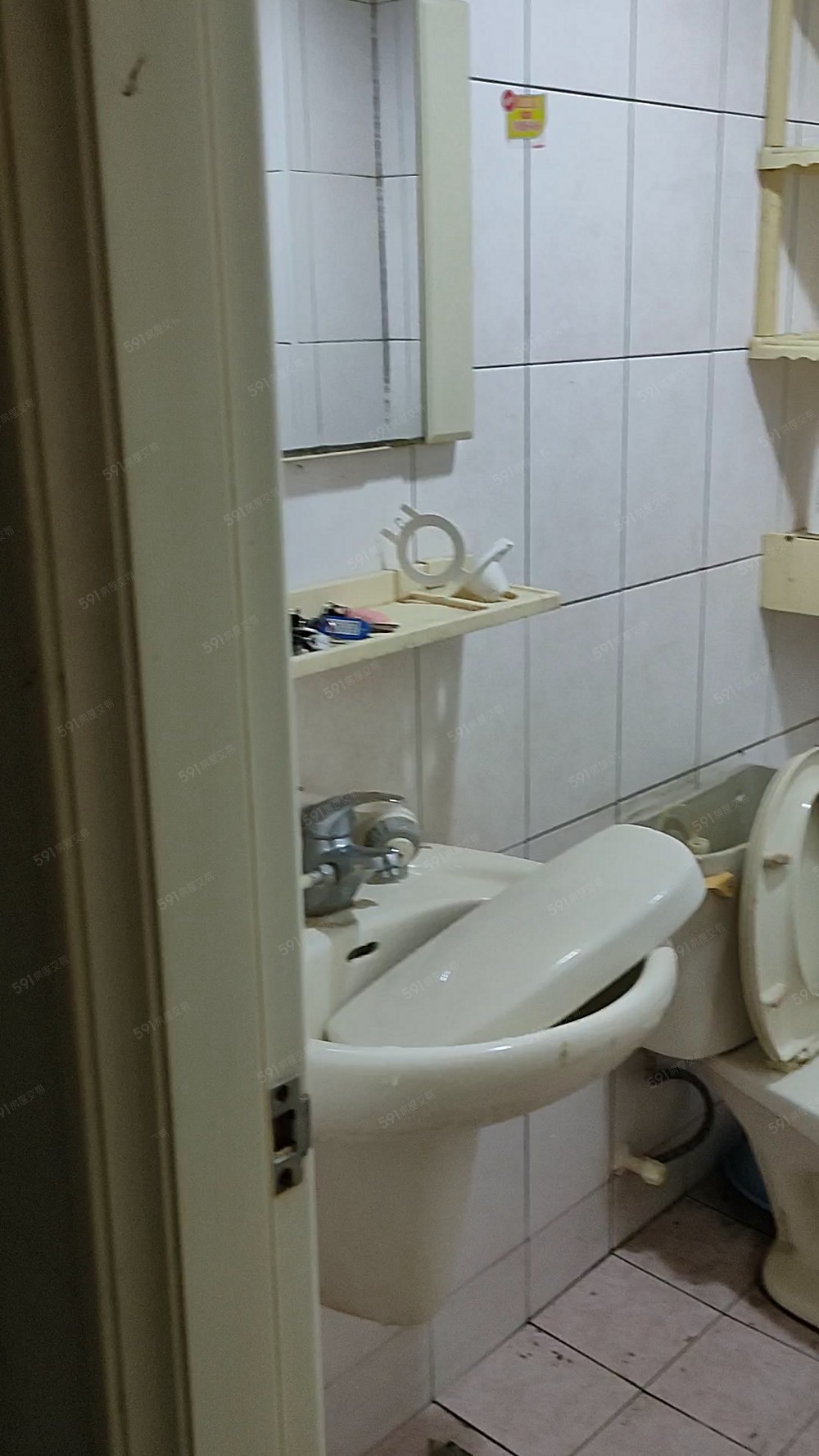 超低價小港全新套房出租 - Image 1