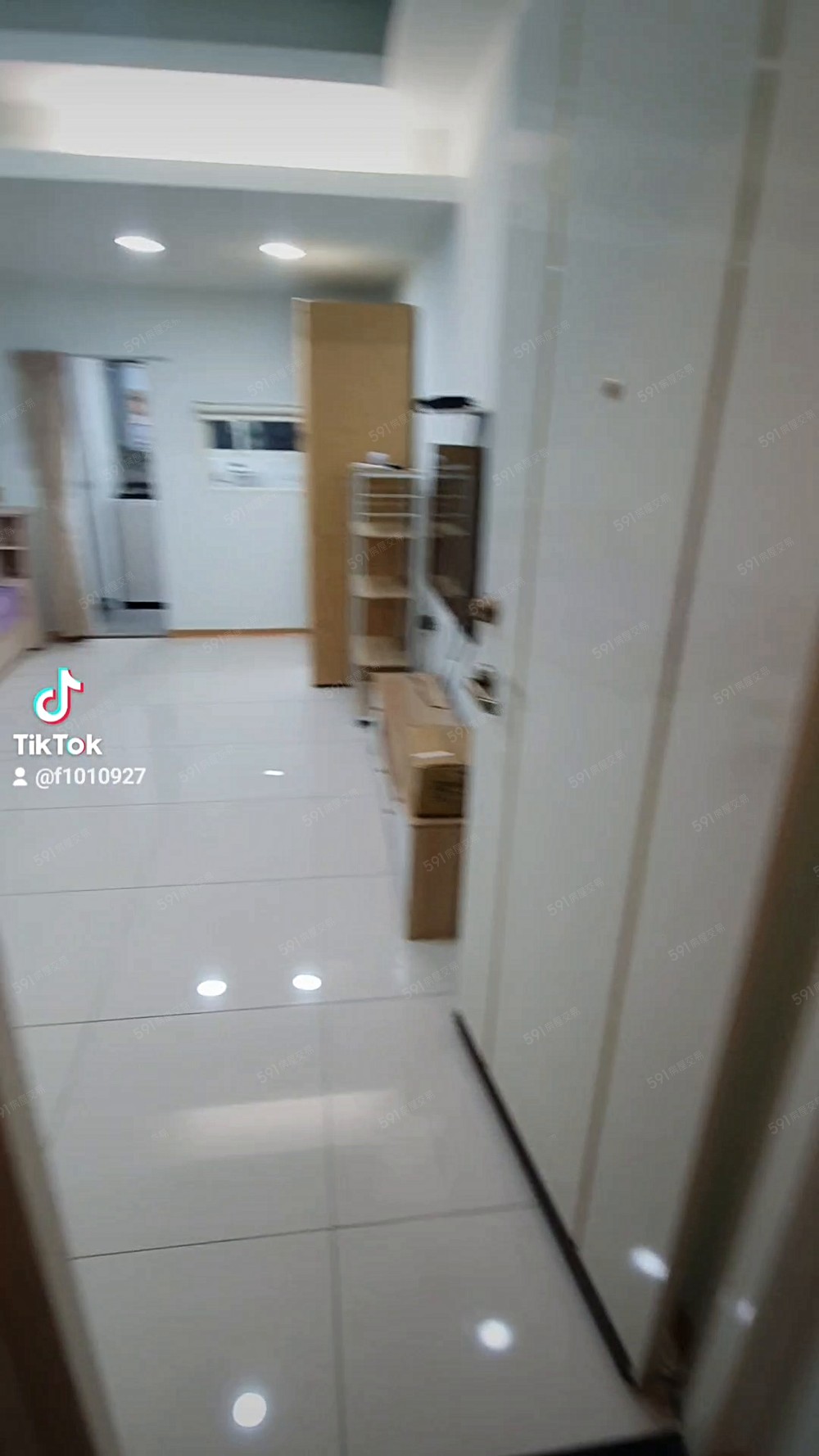 可租補+很新套房+流理台+獨立陽台 - Image 1