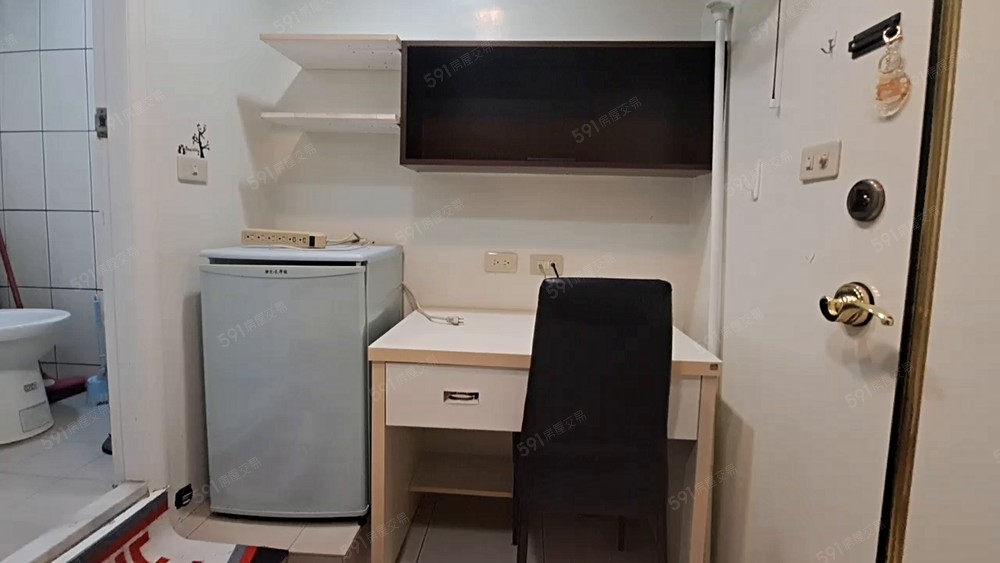 內湖捷運文心套房警衛管理 - Image 1