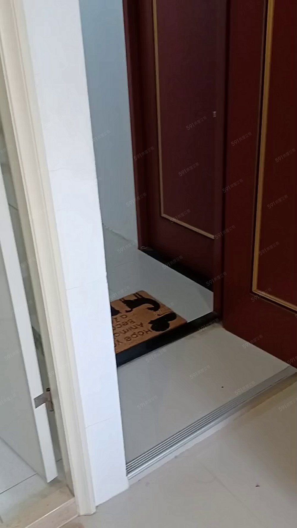 台大公館捷運站超優套房,對外窗獨享洗衣機 - Image 1