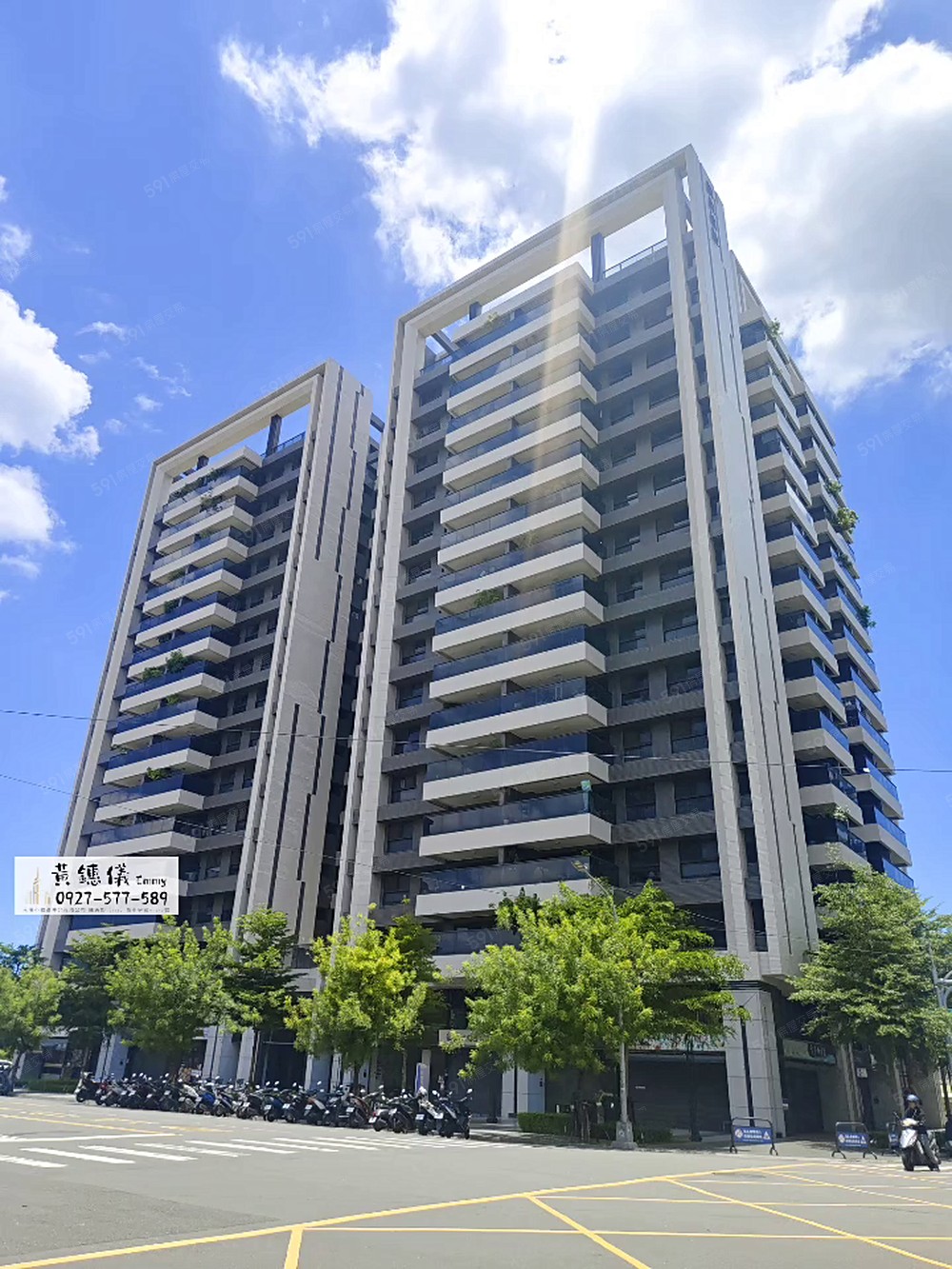 ㊣第一科大兩房☆需公證可租補★機上車位可另租☆有大露臺★ - Image 1