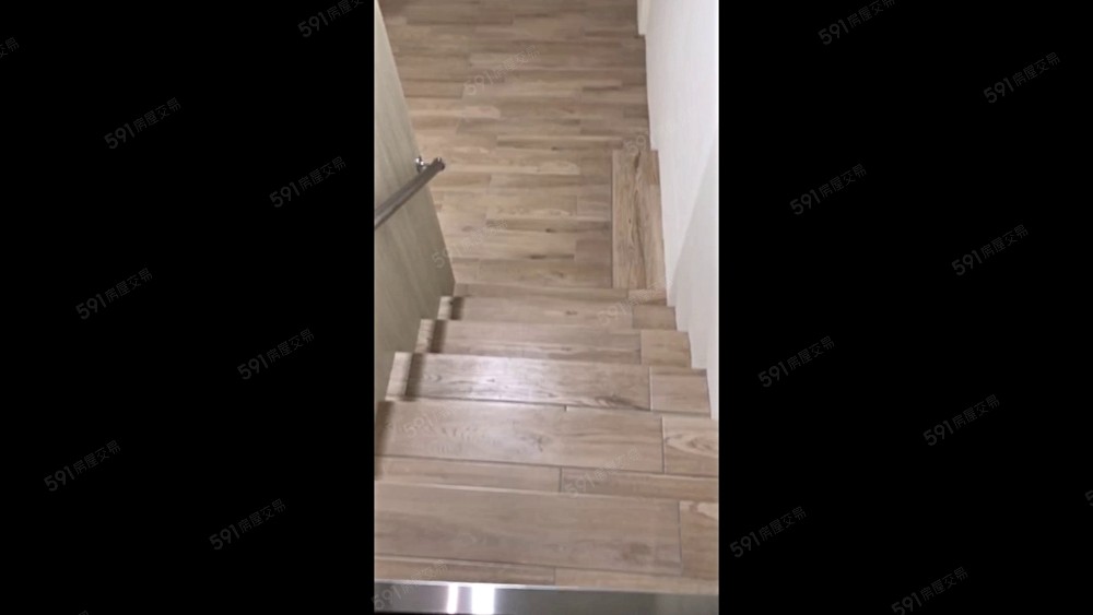 新莊站走路7分鐘熱鬧商圈可補 - Image 1