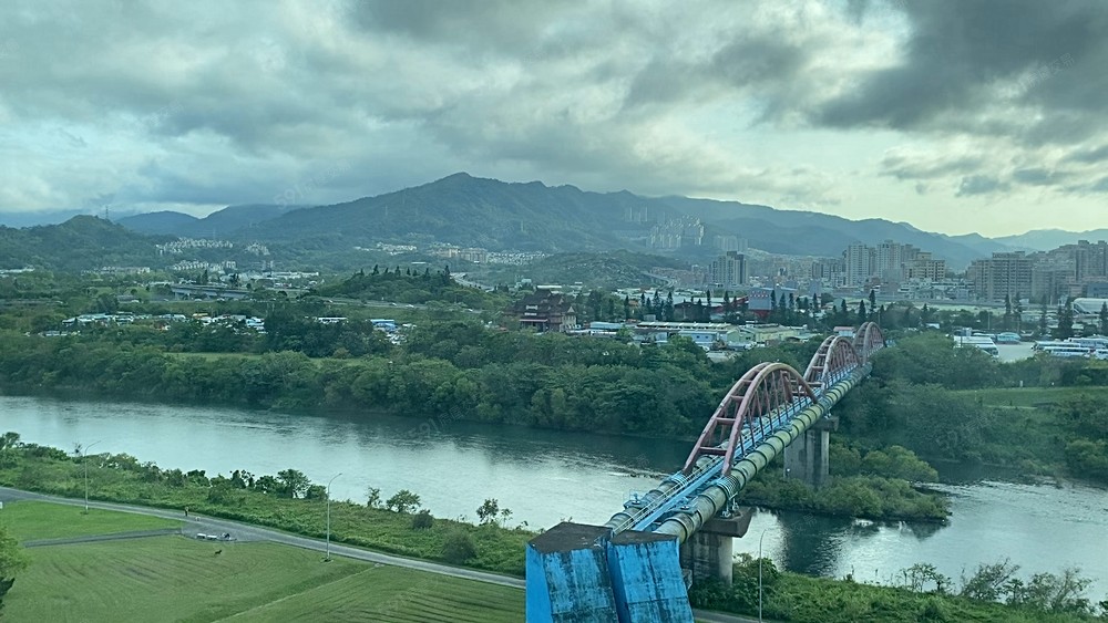前半年免管理費!離塵不離城無敵美景面溪樂活宅! - Image 1