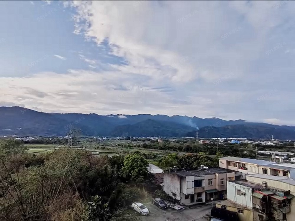 黃金海岸獨家好屋★車位2房-3面採光★絕美山景★