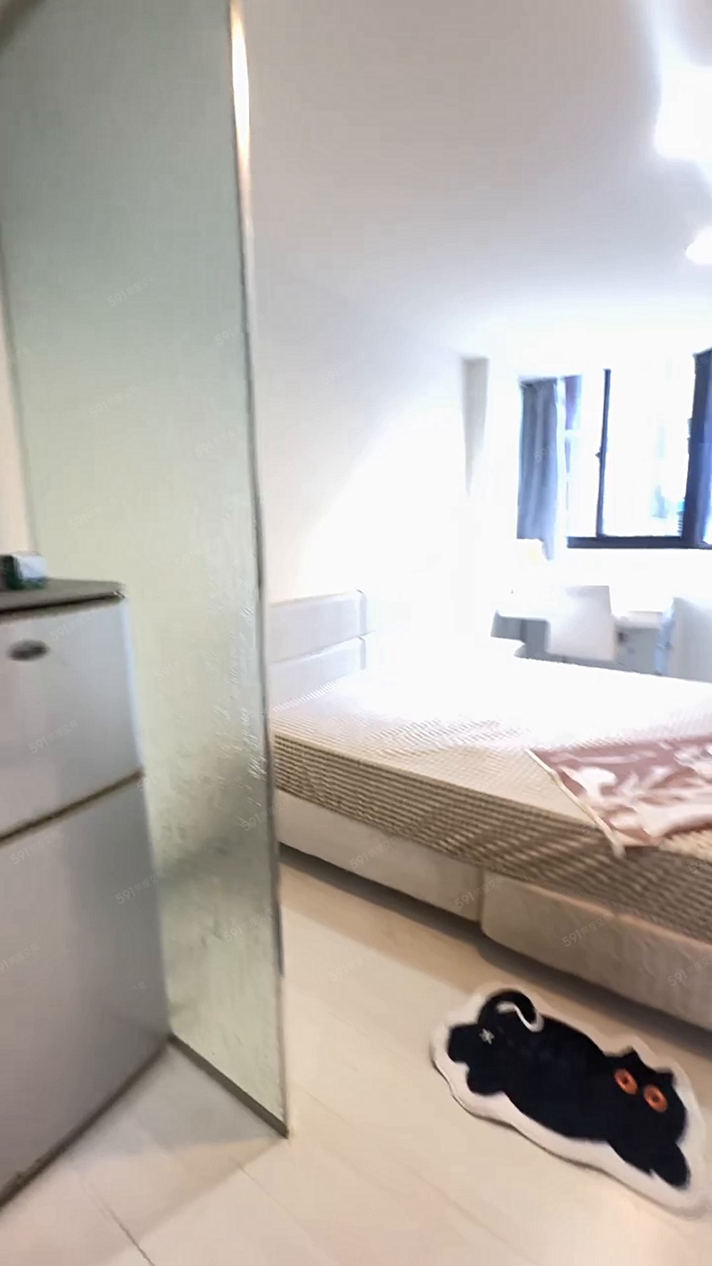 勤美草悟道｜輕裝潢｜走路到美村路｜空間大｜飯店風 - Image 1