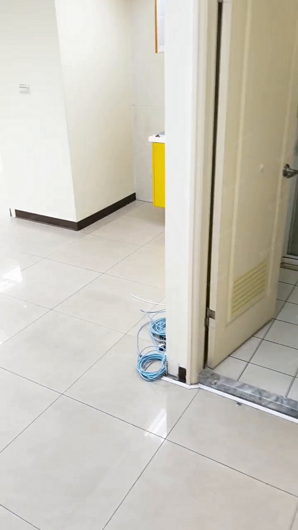 🚉公館站1號出口✨附三台冷氣、熱水器✨24小時管理員 - Image 1